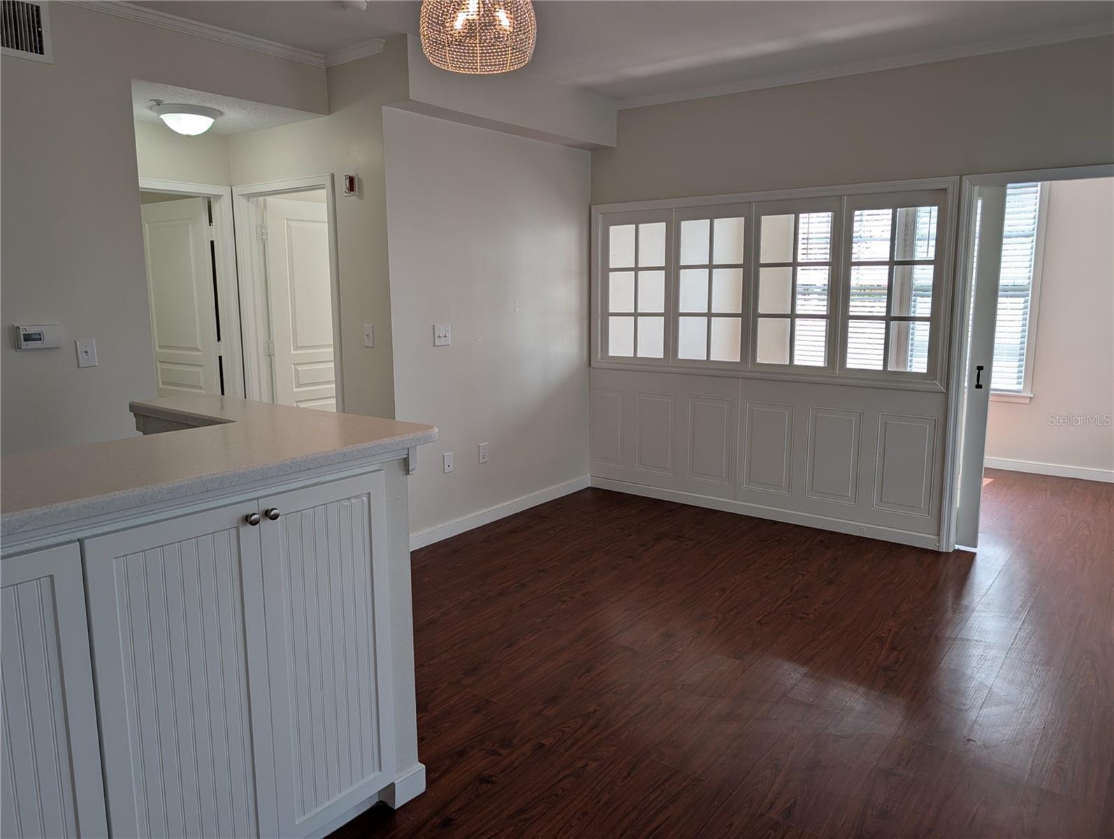 611 Campus St #320 Property Photo 3