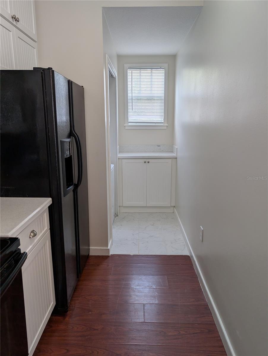 611 Campus St #320 Property Photo 7