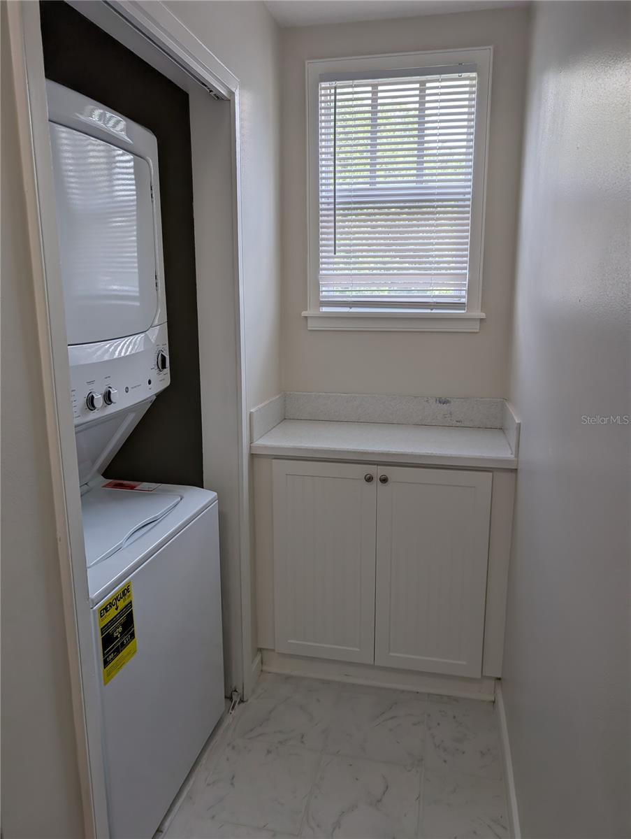 611 Campus St #320 Property Photo 10