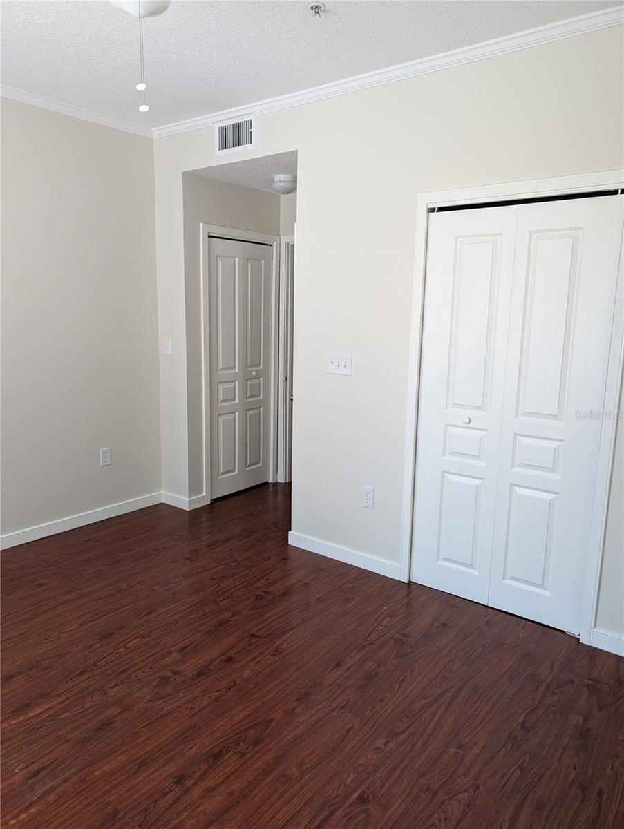 611 Campus St #320 Property Photo 14