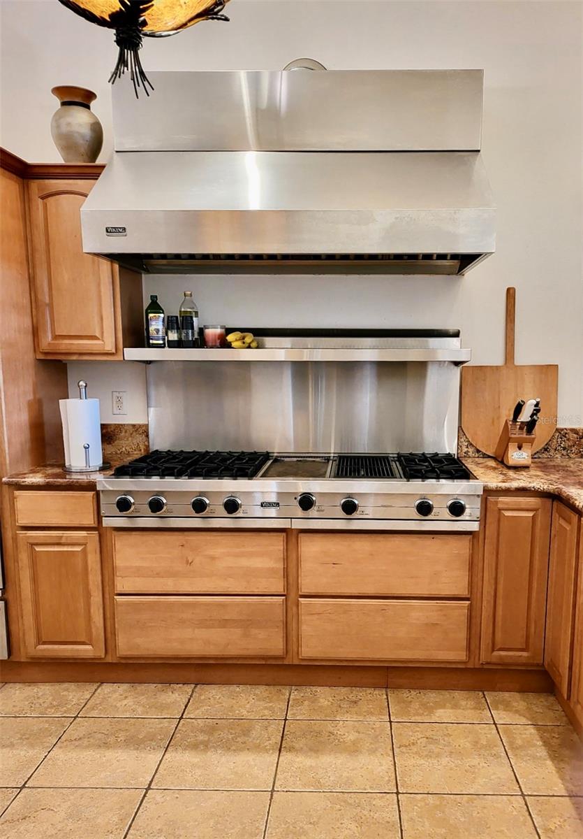 807 Neptune Rd Property Photo 3