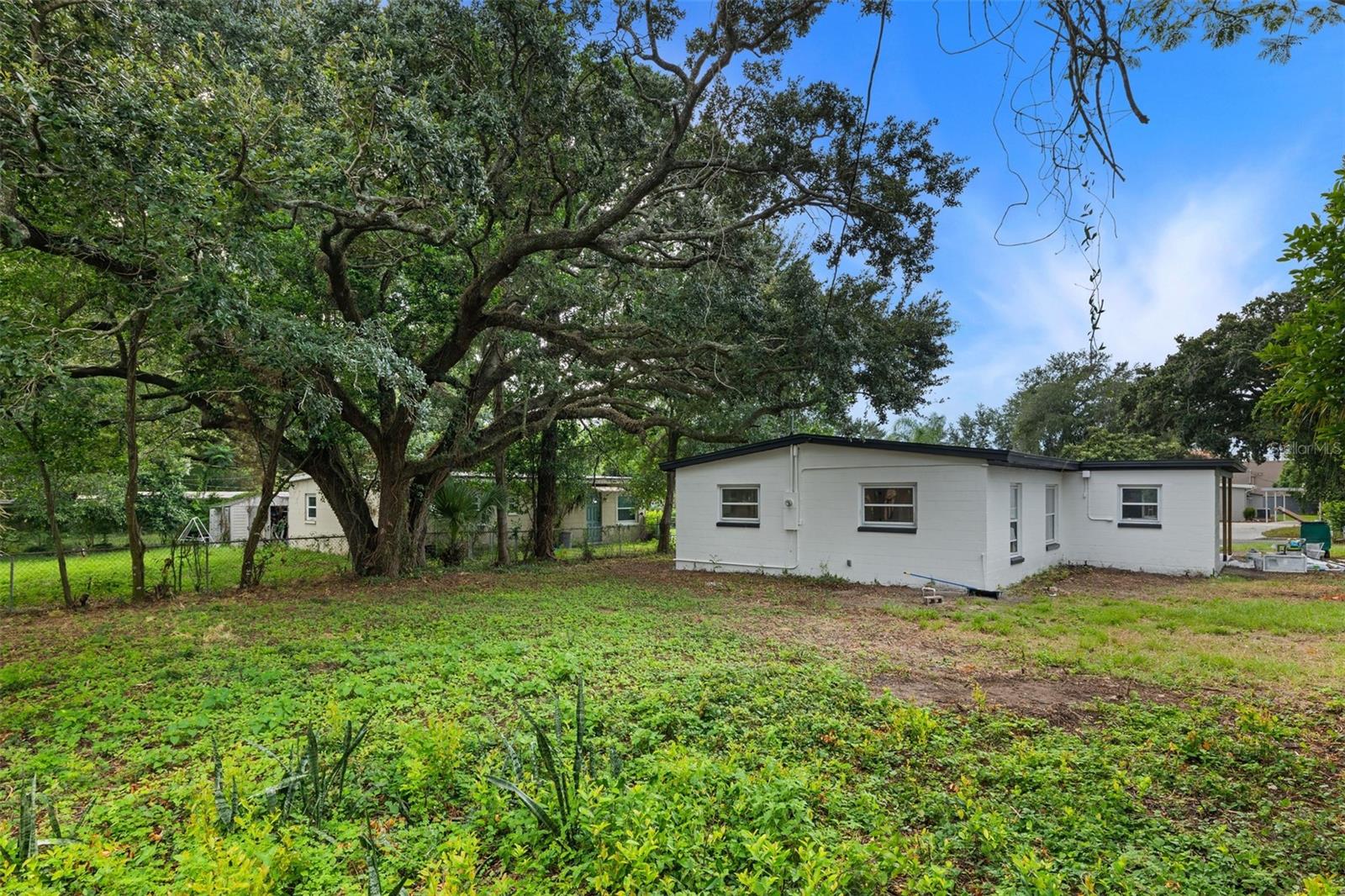 4431 Southmore Dr Property Photo 29