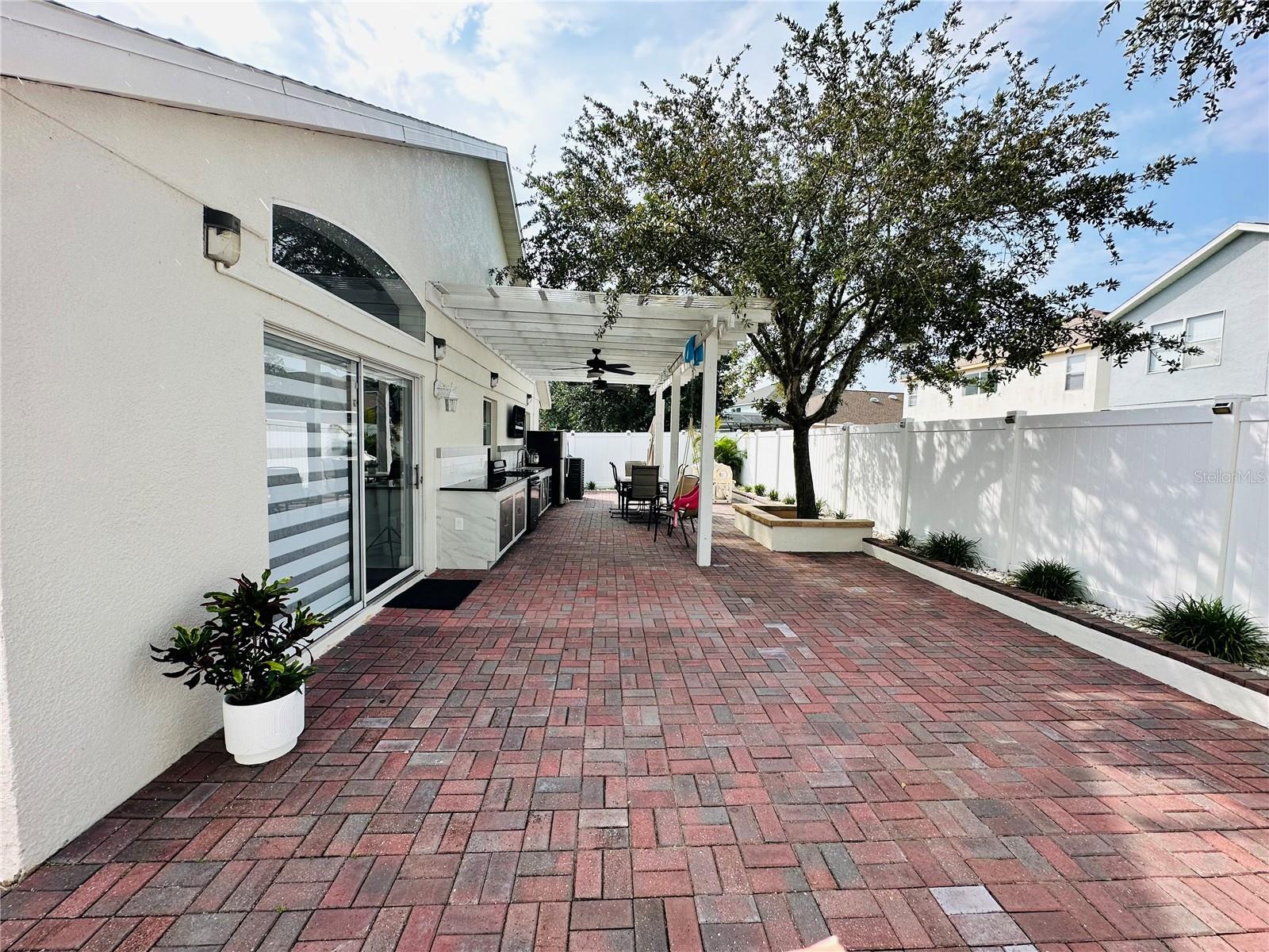 8885 Palisades Beach Ave Property Photo 30