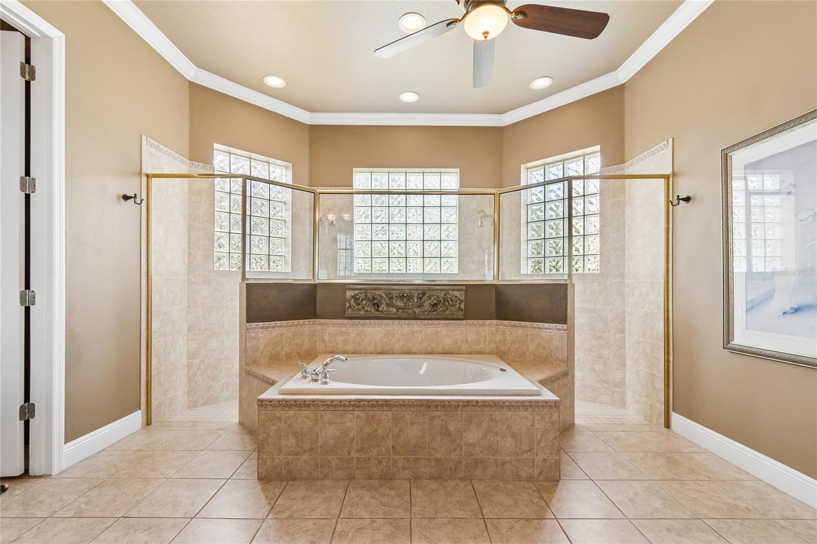 501 Montage Ln Property Photo 34