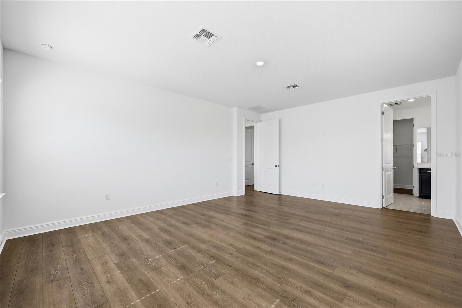 10085 Ballast Dr Property Photo 23