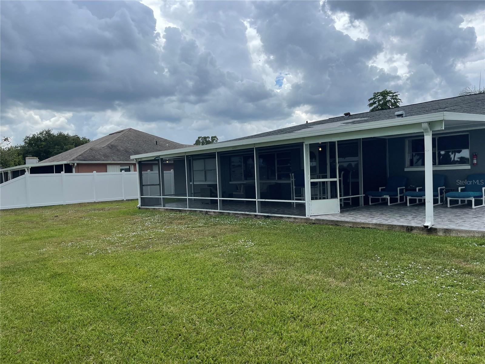 2101 Palm Blvd Property Photo 15