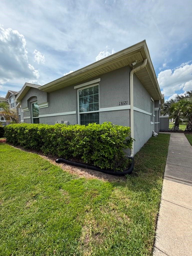 13121 Summerton Dr Property Photo 2
