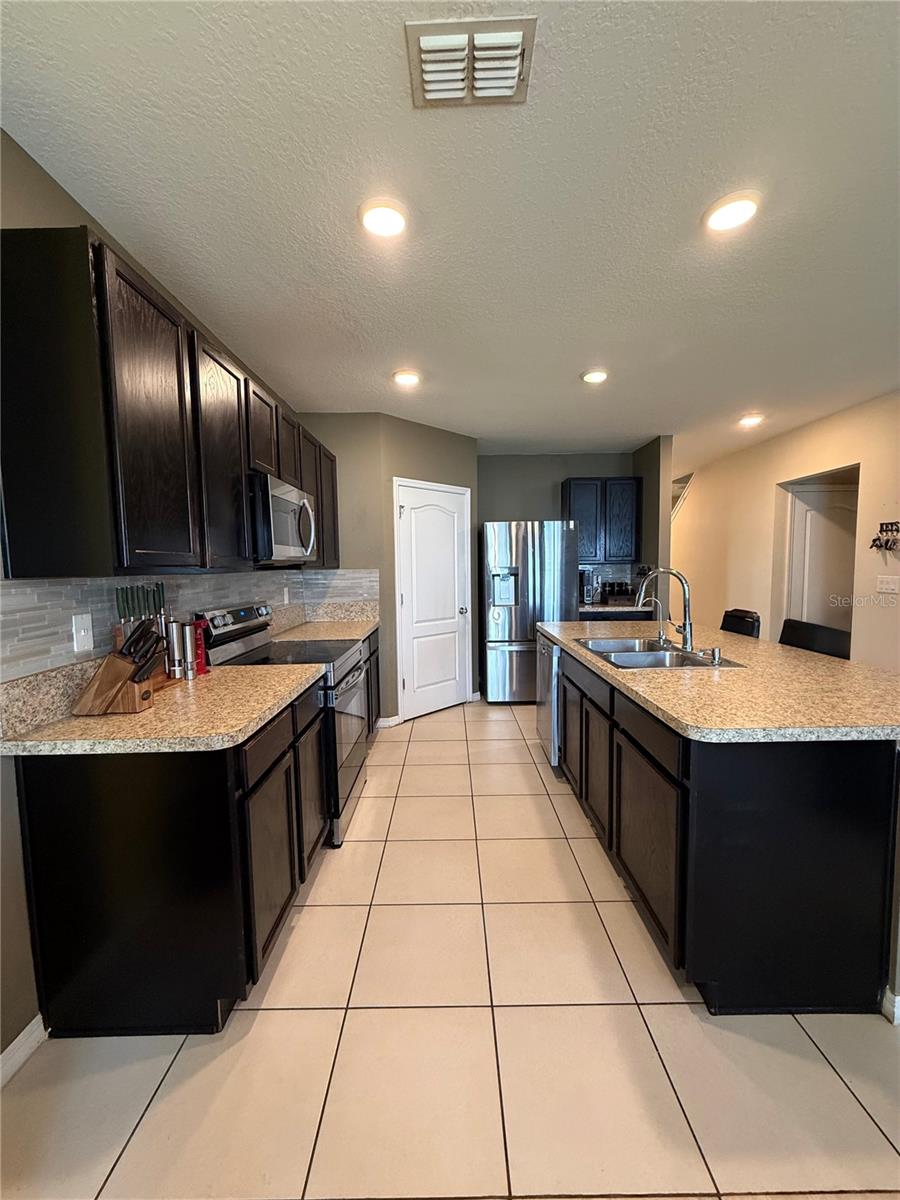 1876 Cassidy Knoll Dr Property Photo 3