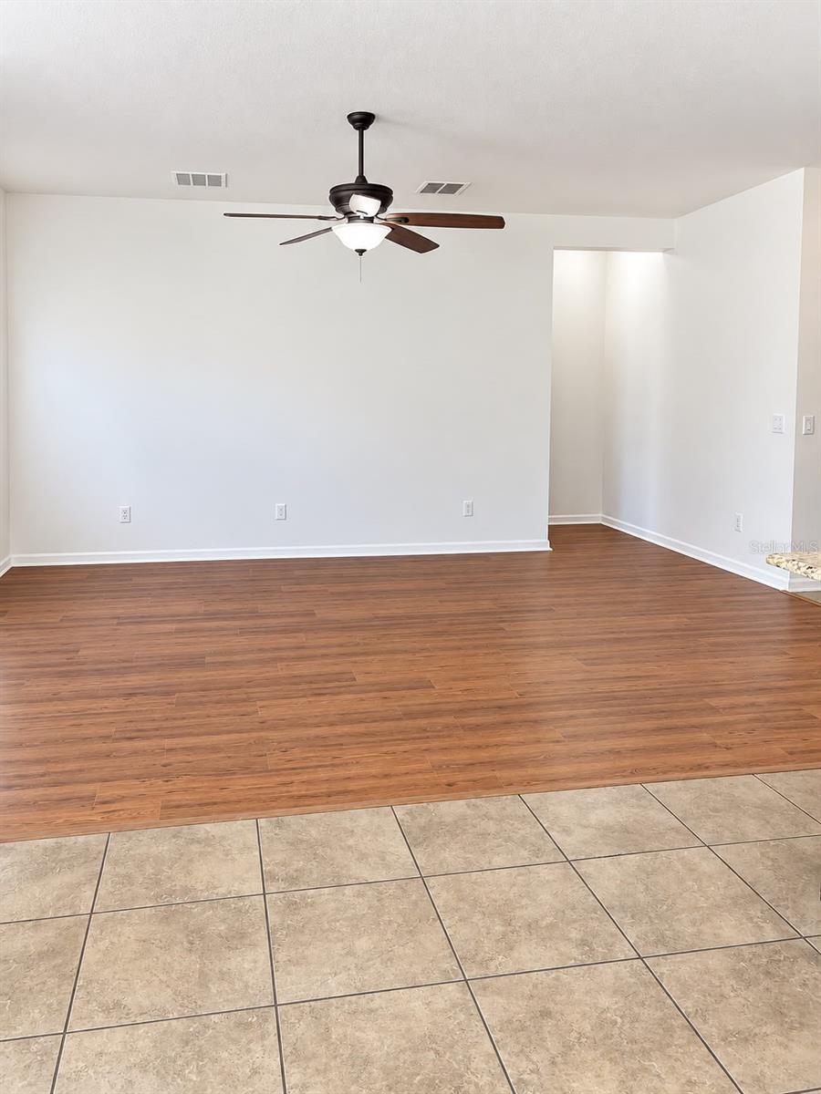 3818 Spirited Cir Property Photo 5