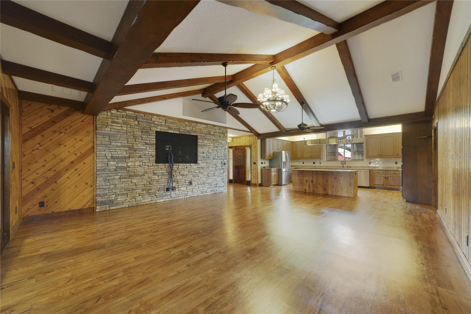 2700 Zuni Rd Property Photo 14