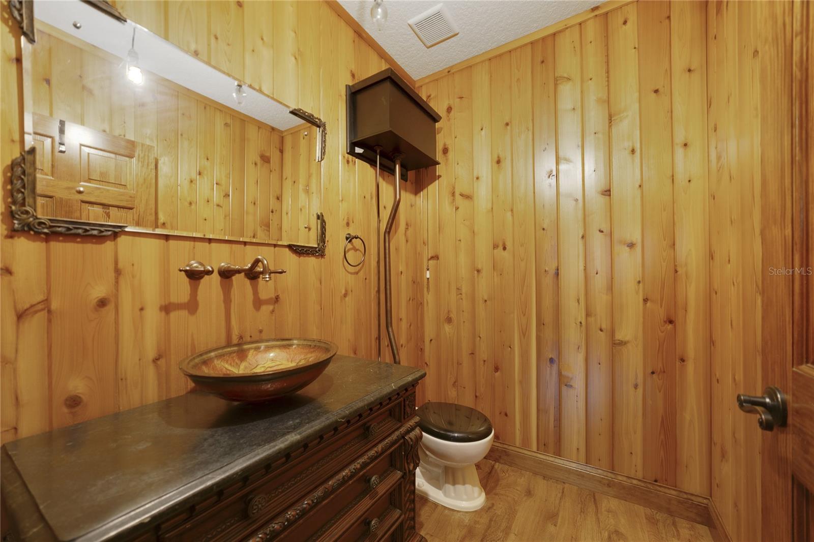 2700 Zuni Rd Property Photo 21
