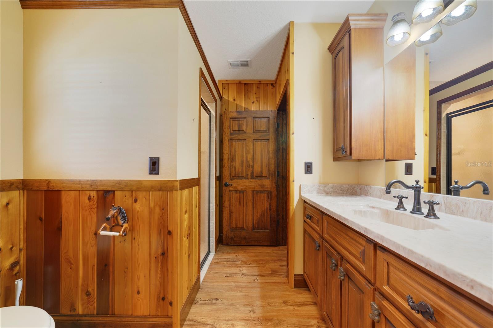 2700 Zuni Rd Property Photo 22