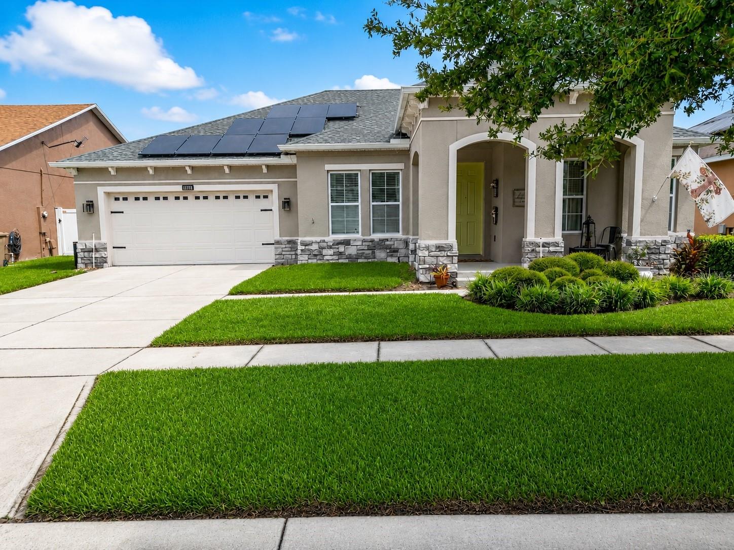 2281 Tradewinds Property Photo 4