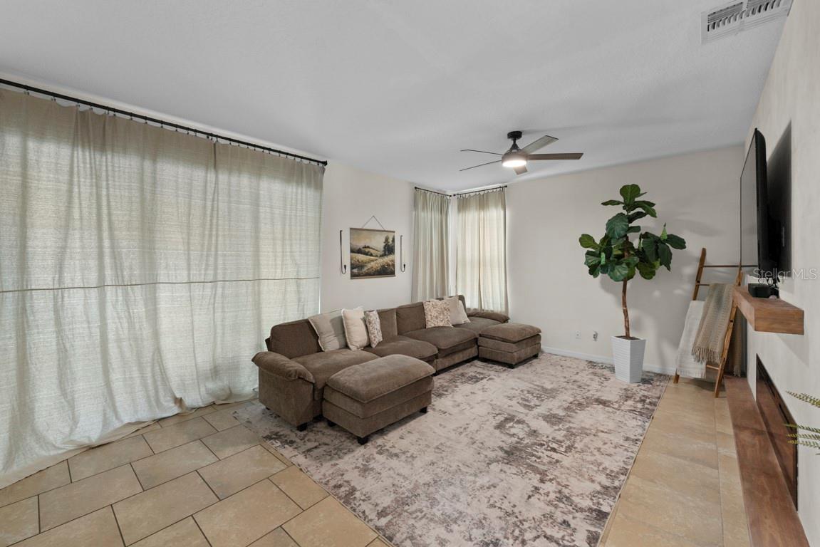 2281 Tradewinds Property Photo 14