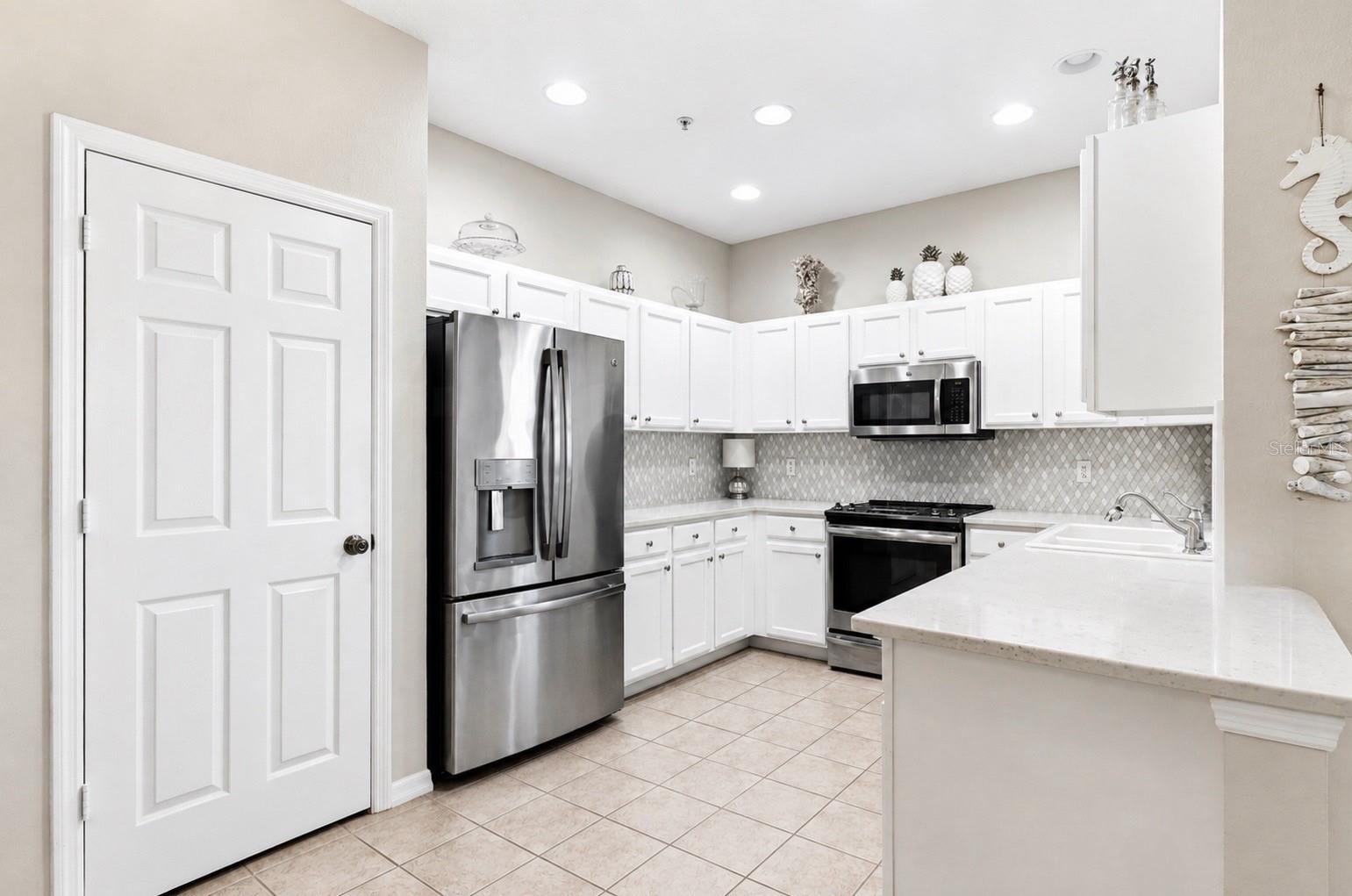 4033 Overture Cir Property Photo 22