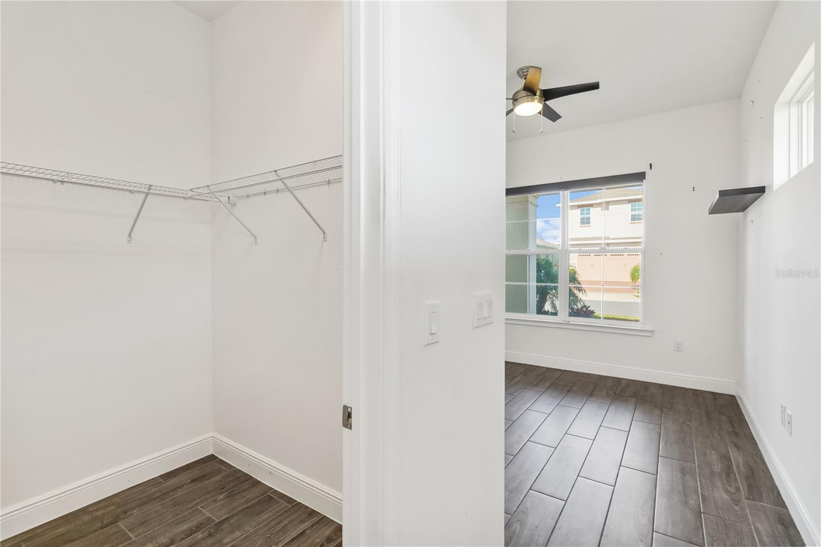 2709 Greenlands St Property Photo 20