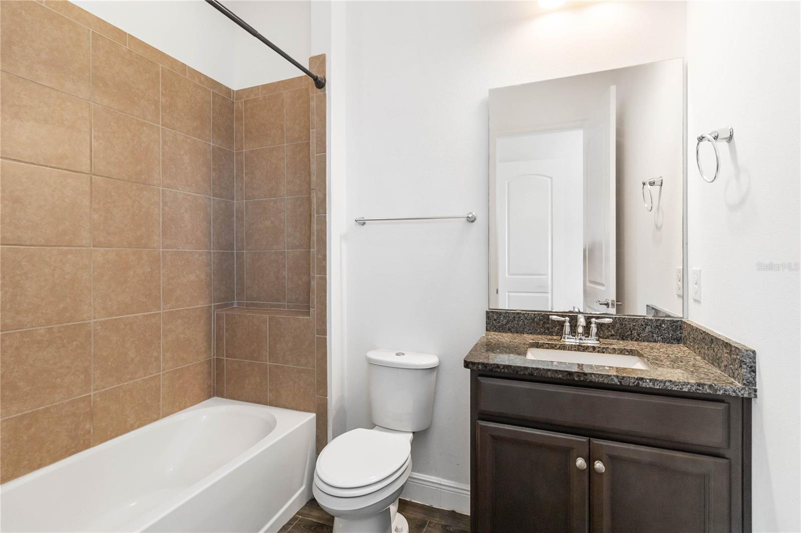 2709 Greenlands St Property Photo 21