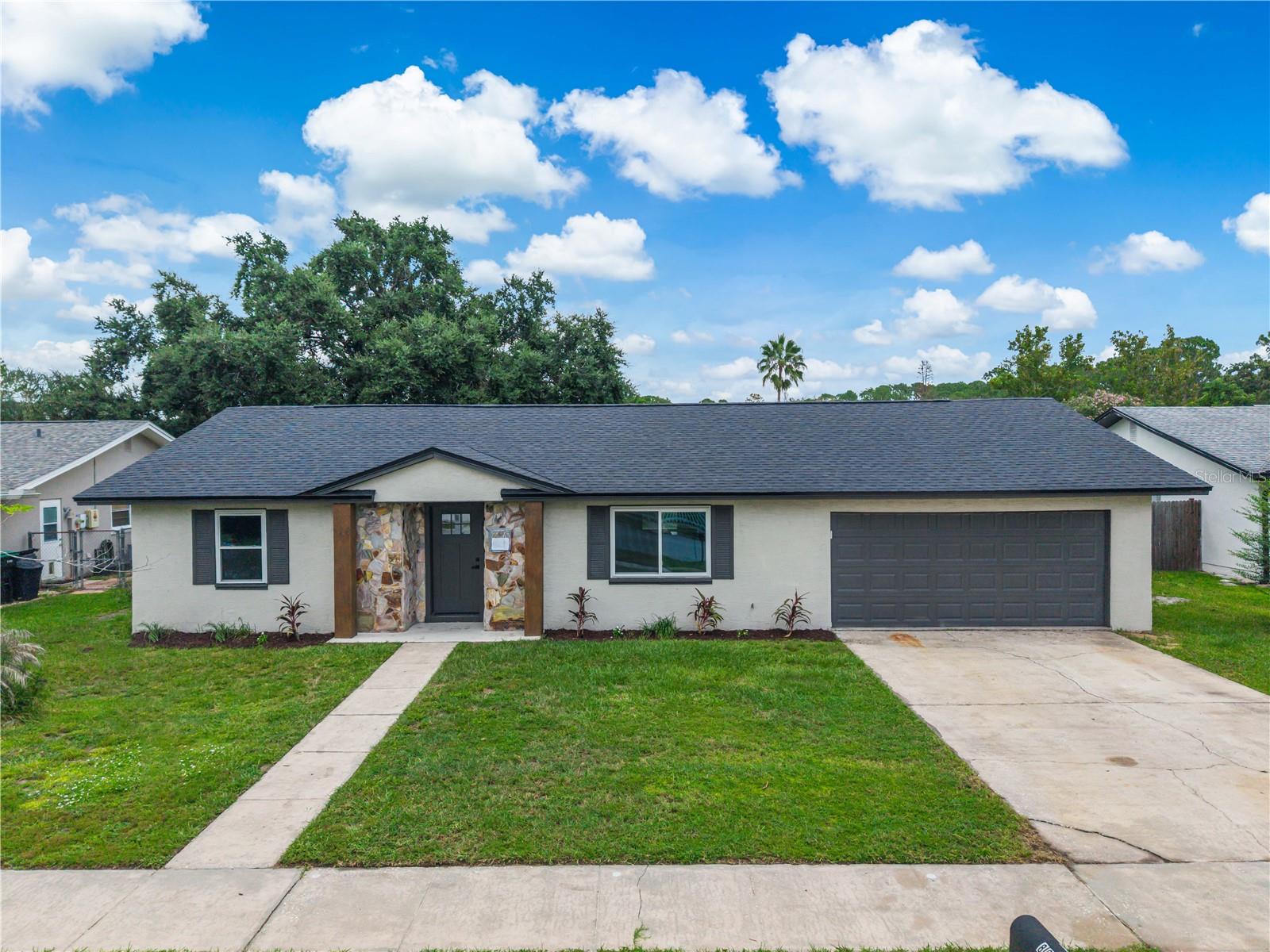 8624 Baylor Cir Property Photo 1