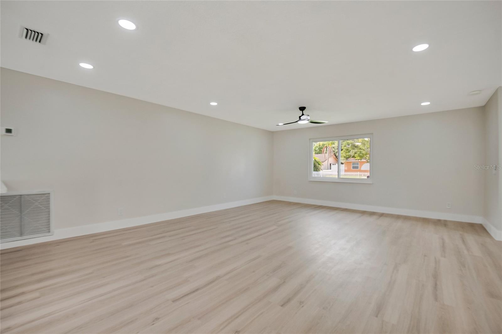 8624 Baylor Cir Property Photo 11