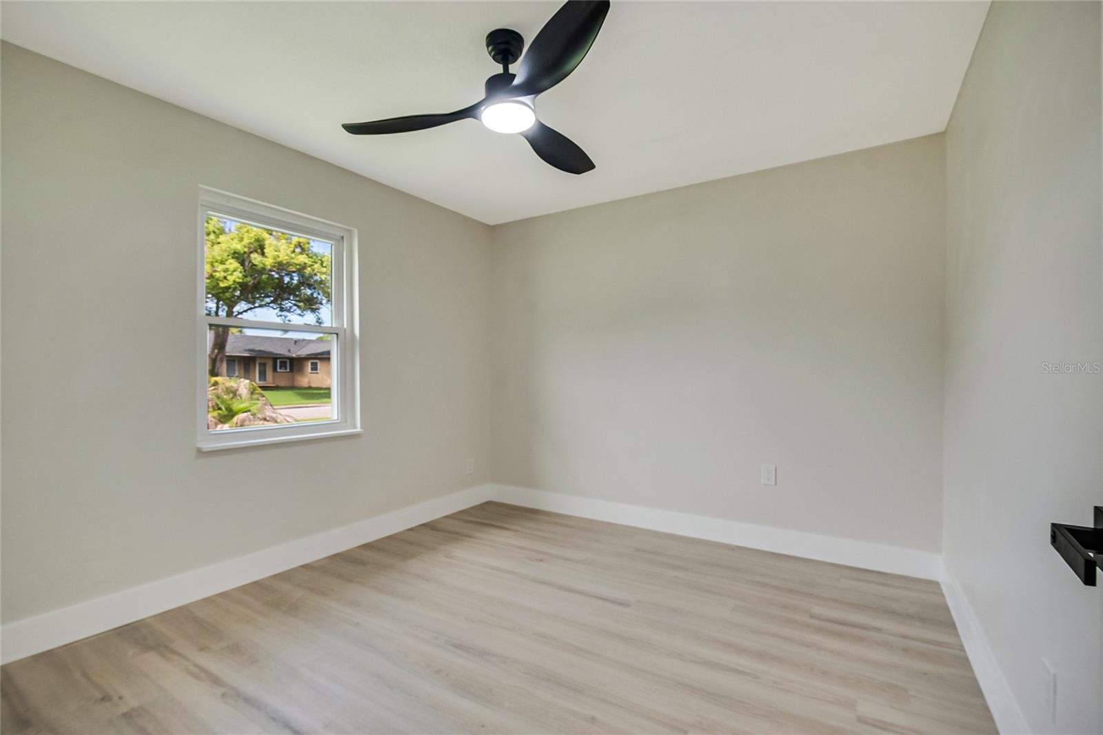 8624 Baylor Cir Property Photo 28