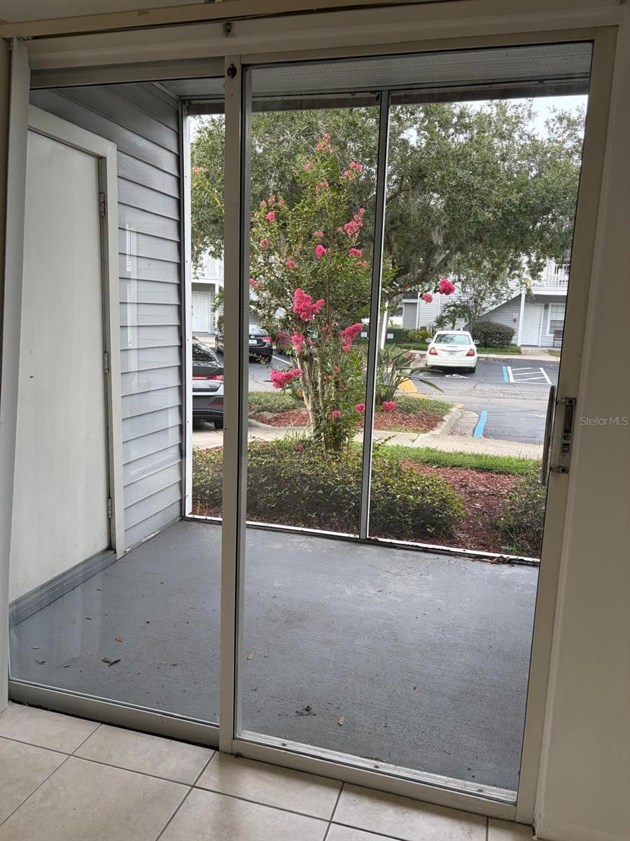 1218 Bermuda Lakes Ln #104 Property Photo 5