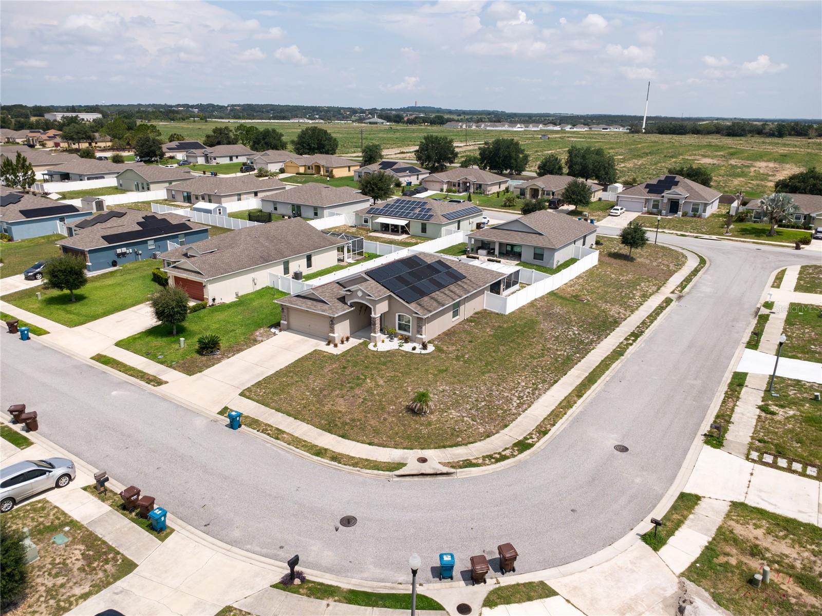 2628 Sunset Cir Property Photo 6