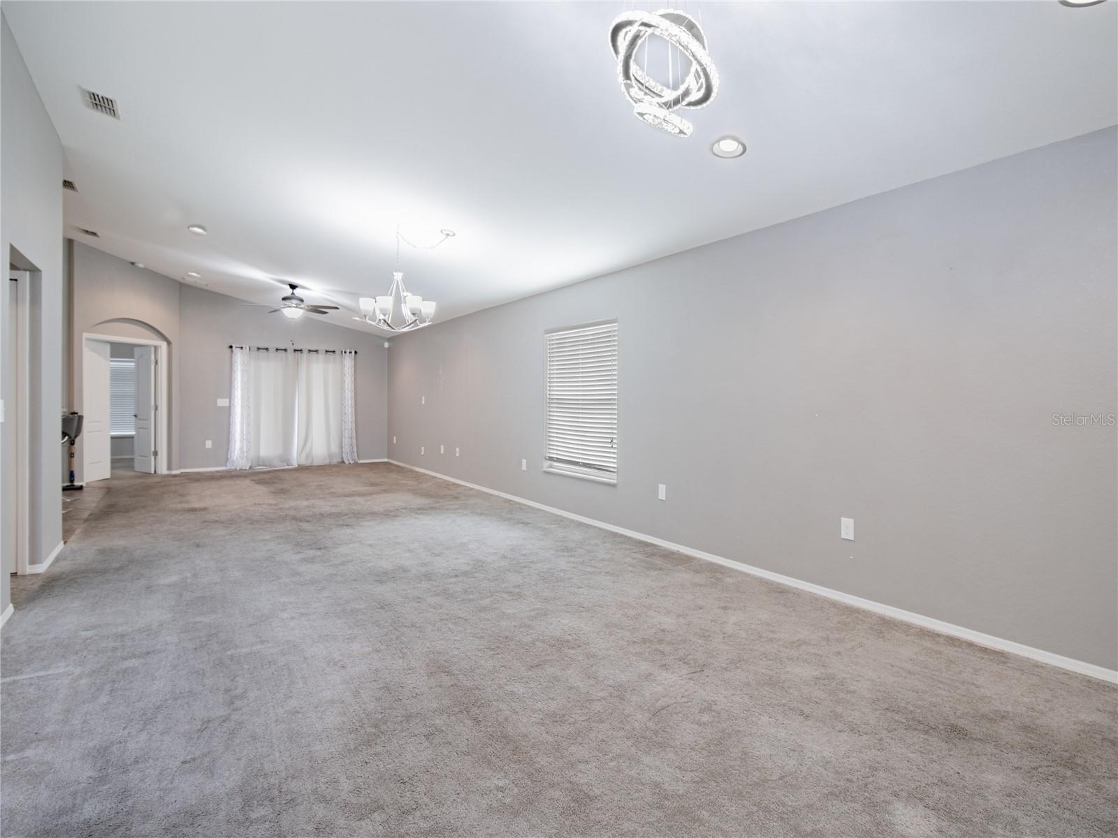 2628 Sunset Cir Property Photo 10