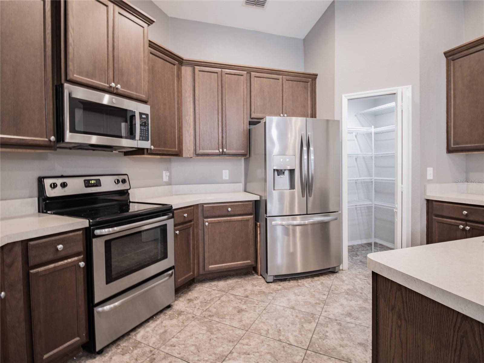 2628 Sunset Cir Property Photo 13