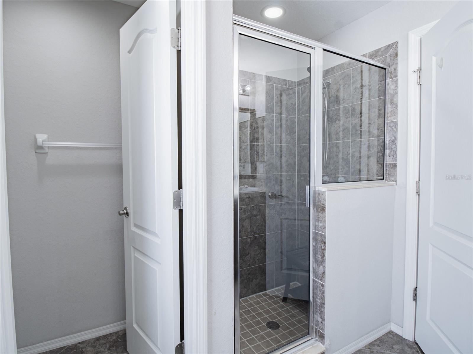 2628 Sunset Cir Property Photo 17