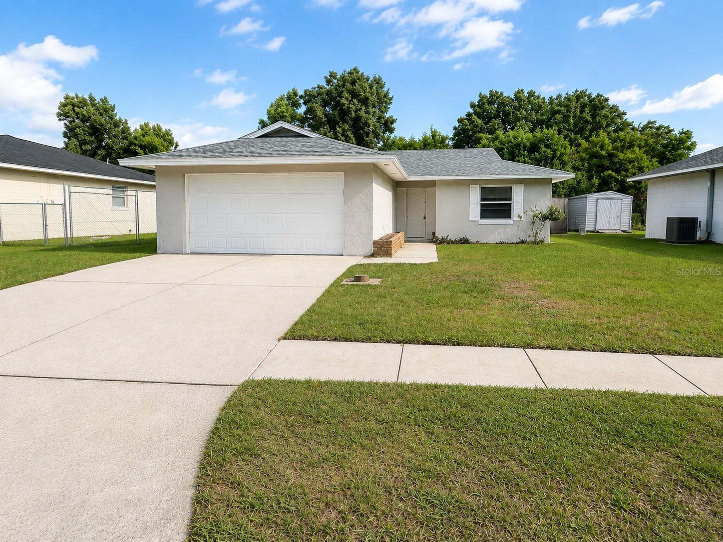 7313 Thomas Jefferson Cir E Property Photo 1