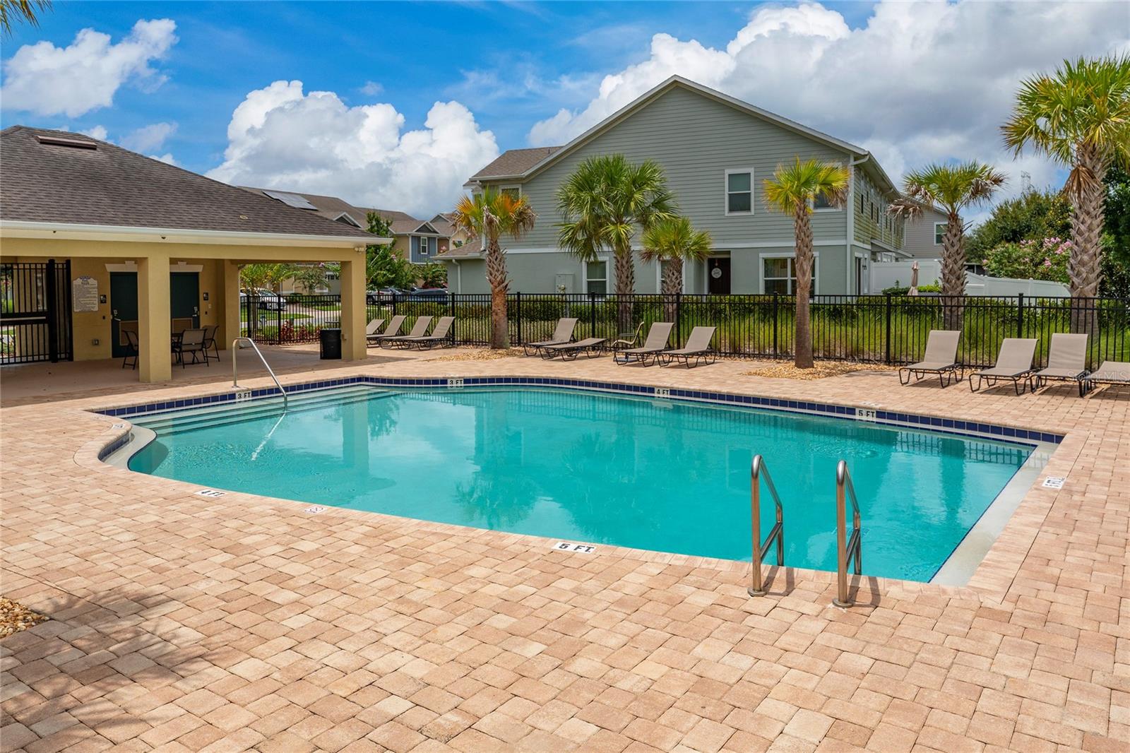 2342 Sedge Grass Way Property Photo 4