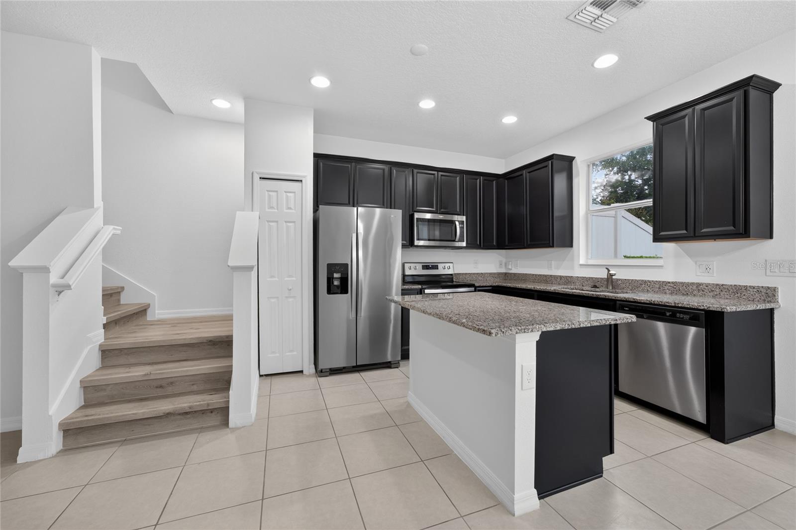 2342 Sedge Grass Way Property Photo 10