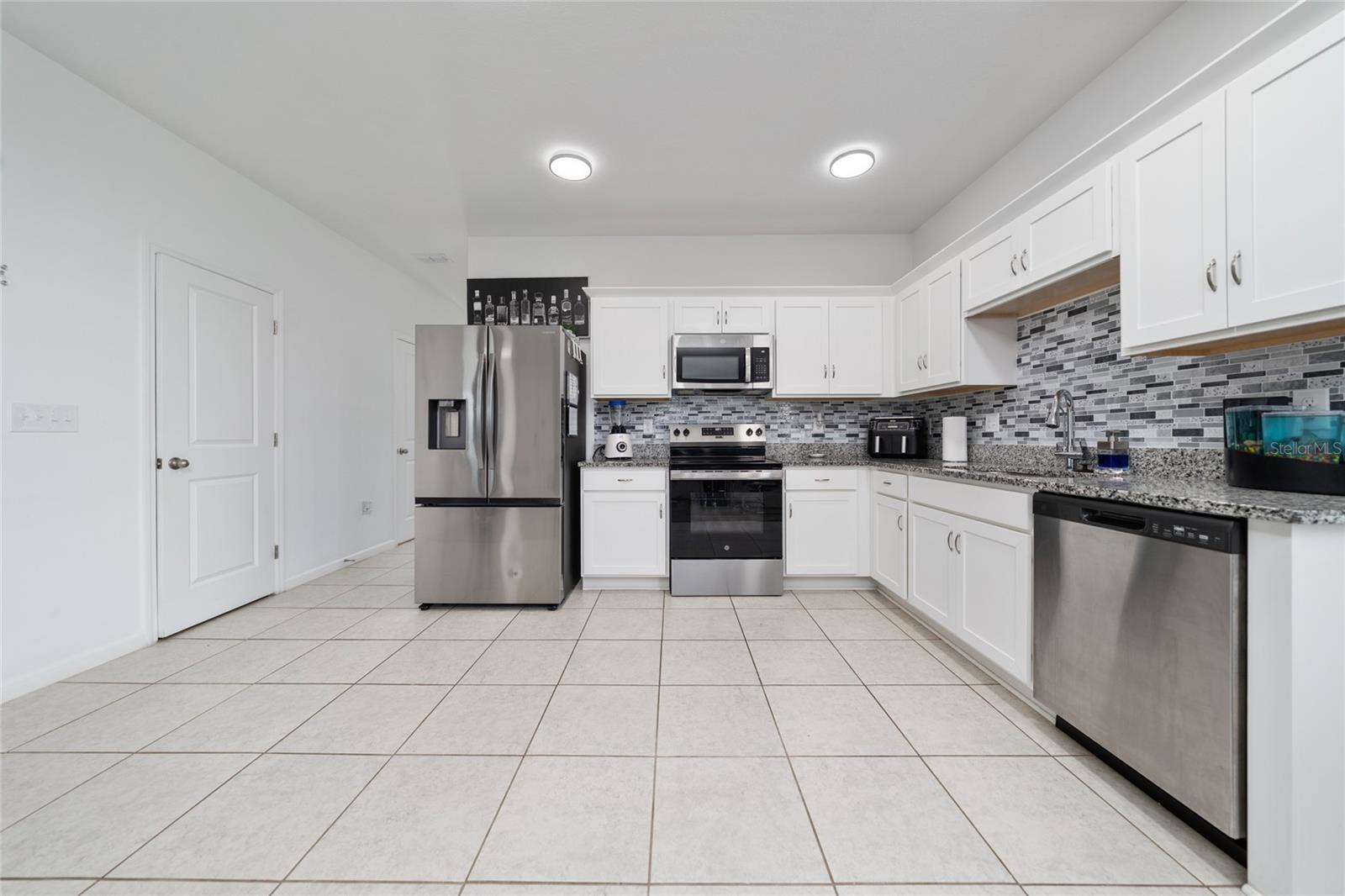 386 Cadberry Pl Property Photo 9