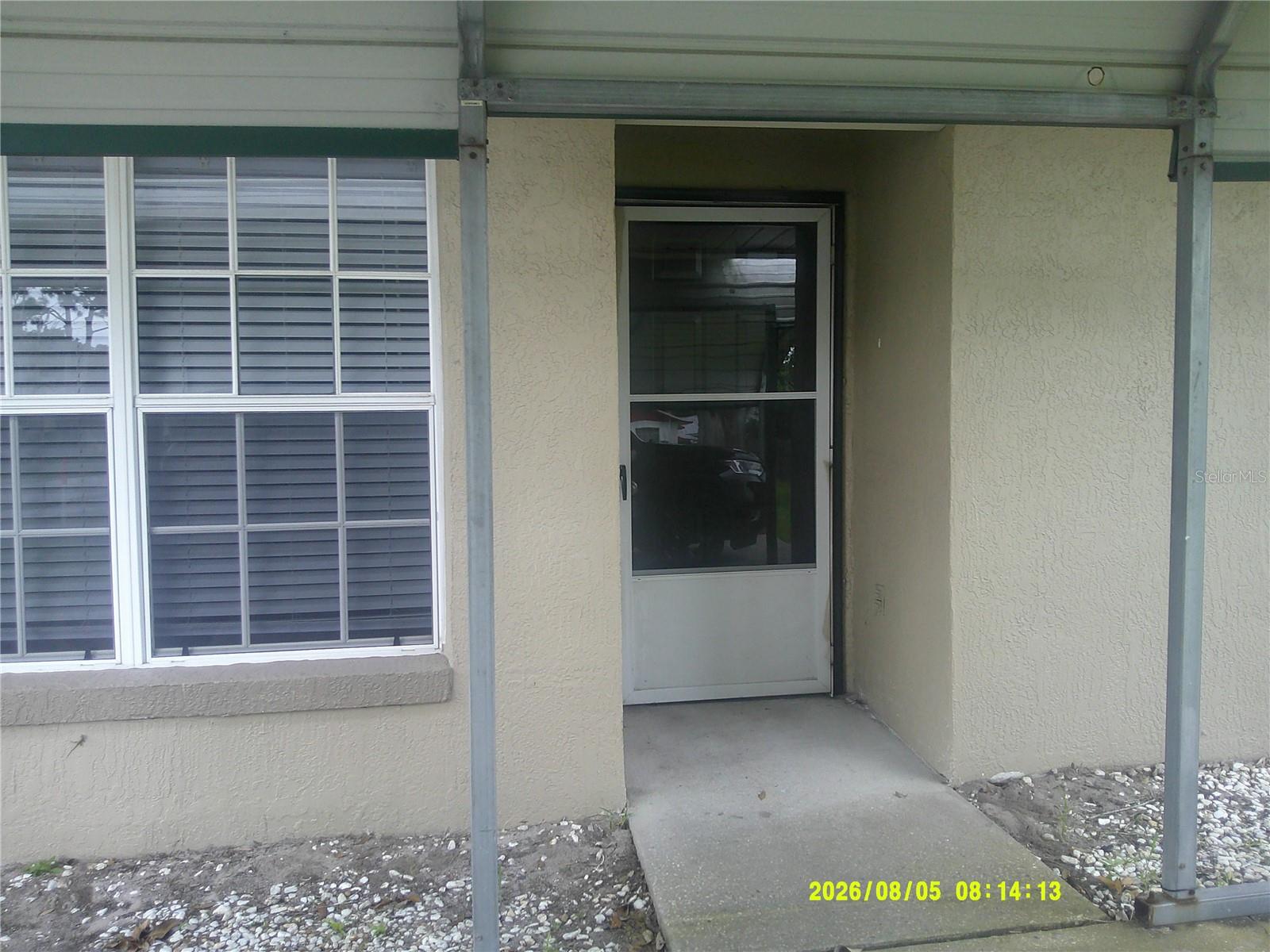 437 Columbia Ave Property Photo 5