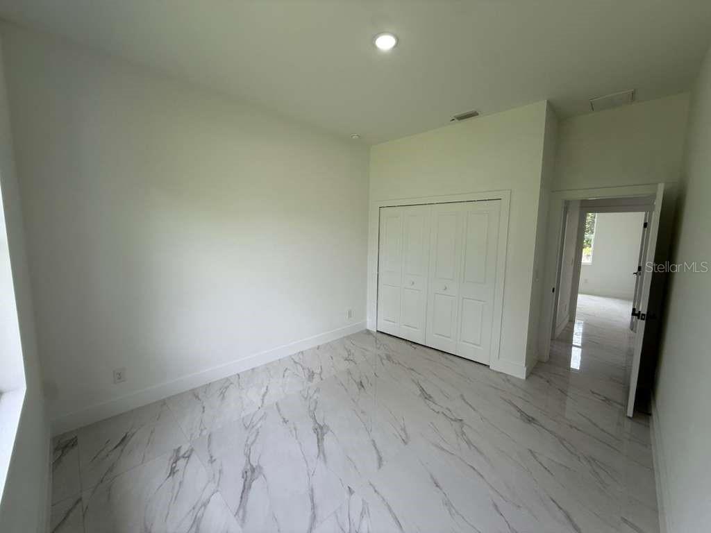 723 Epps Brown St E Property Photo 10