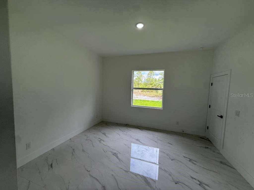 723 Epps Brown St E Property Photo 22