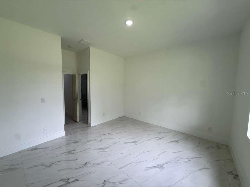 723 Epps Brown St E Property Photo 25