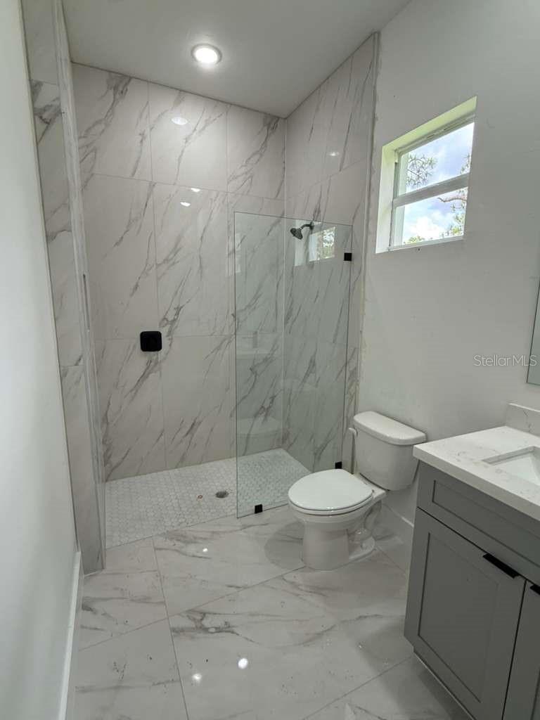 723 Epps Brown St E Property Photo 27