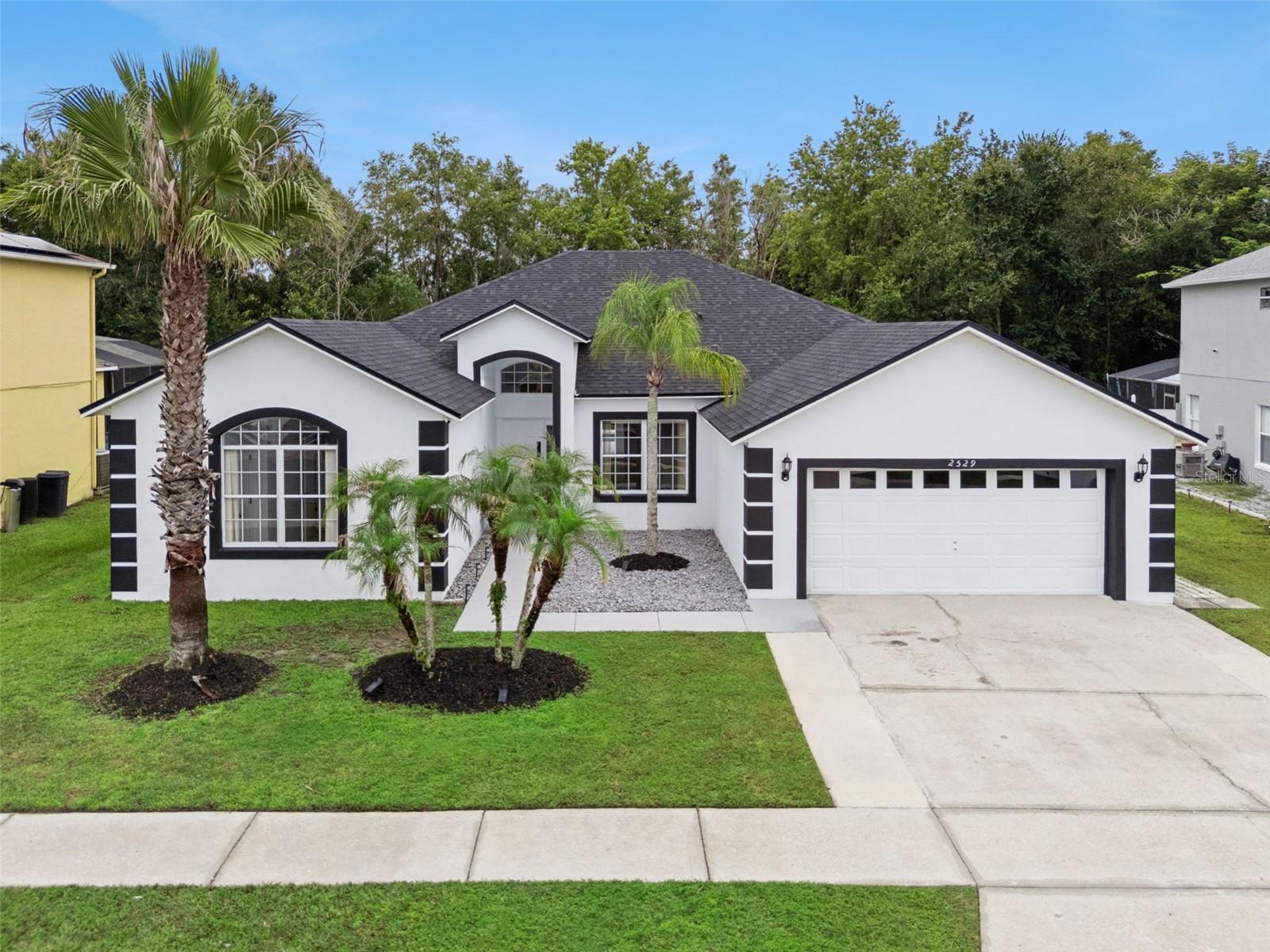 2529 Jasmine Trace Dr Property Photo 1