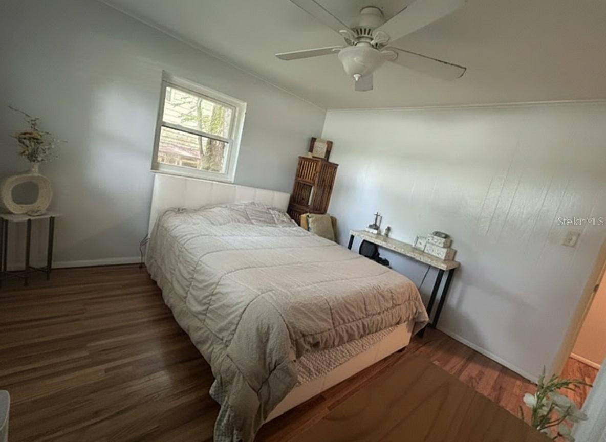 2455 Royal Rd Property Photo 8