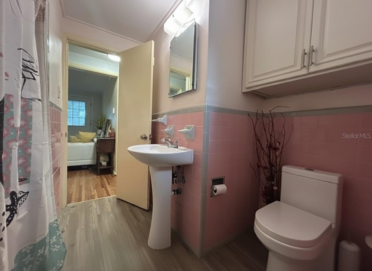 2455 Royal Rd Property Photo 10