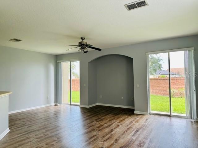 1953 Estancia Cir #c Property Photo 5