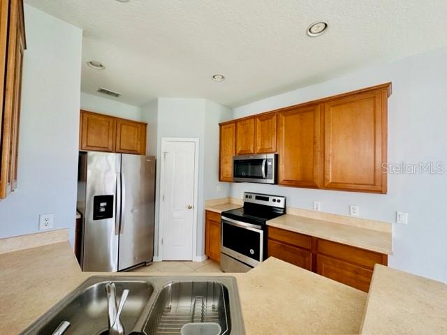 1953 Estancia Cir #c Property Photo 11