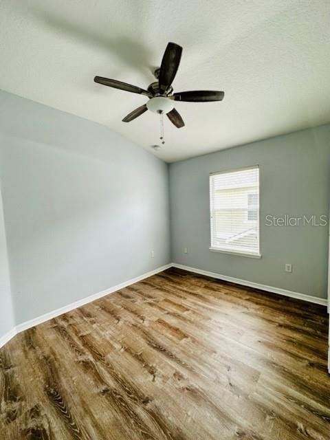 1953 Estancia Cir #c Property Photo 20