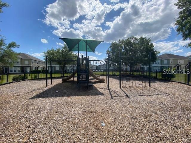 1953 Estancia Cir #c Property Photo 27
