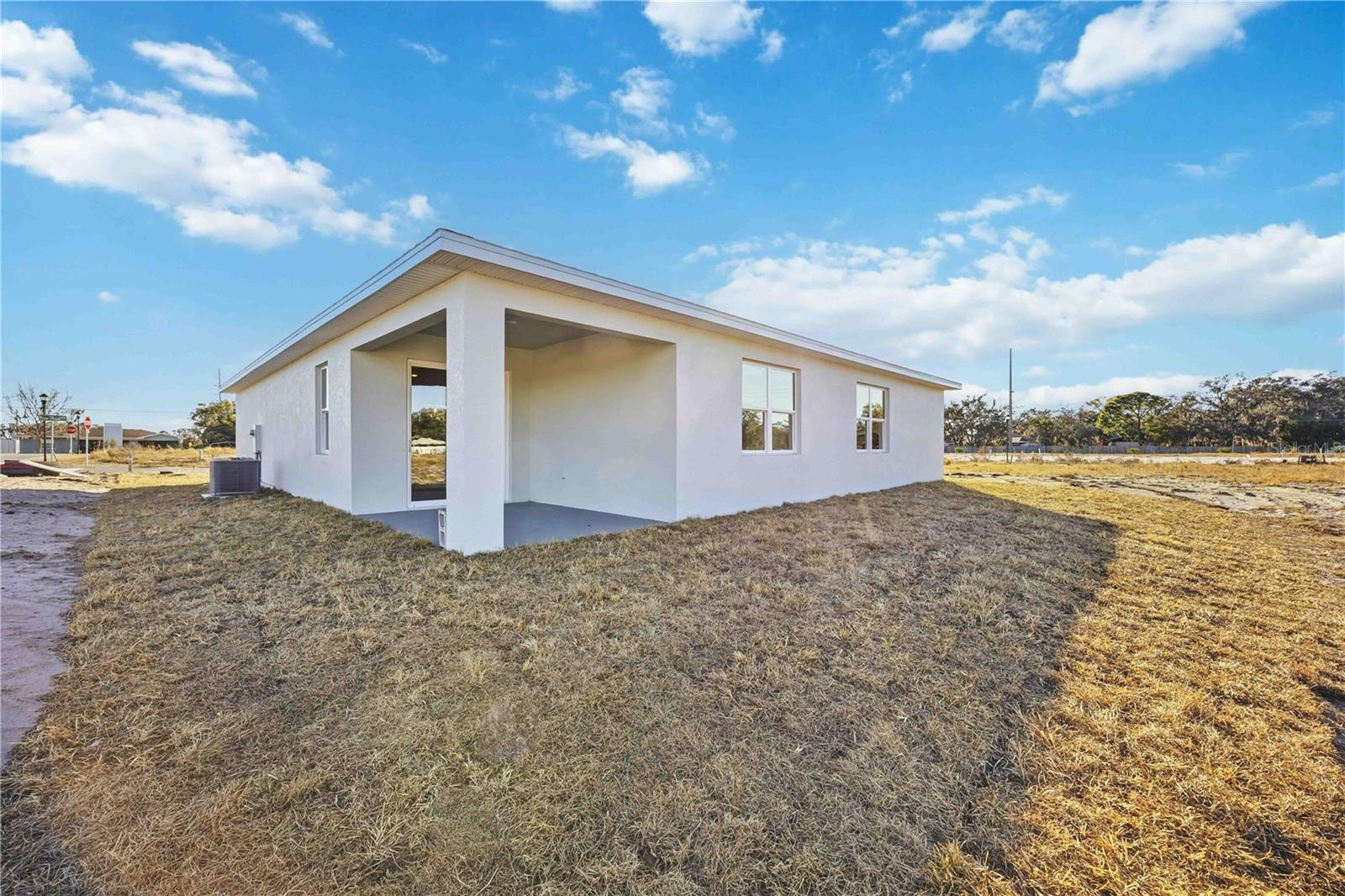 2145 River Hawk Loop Property Photo 4