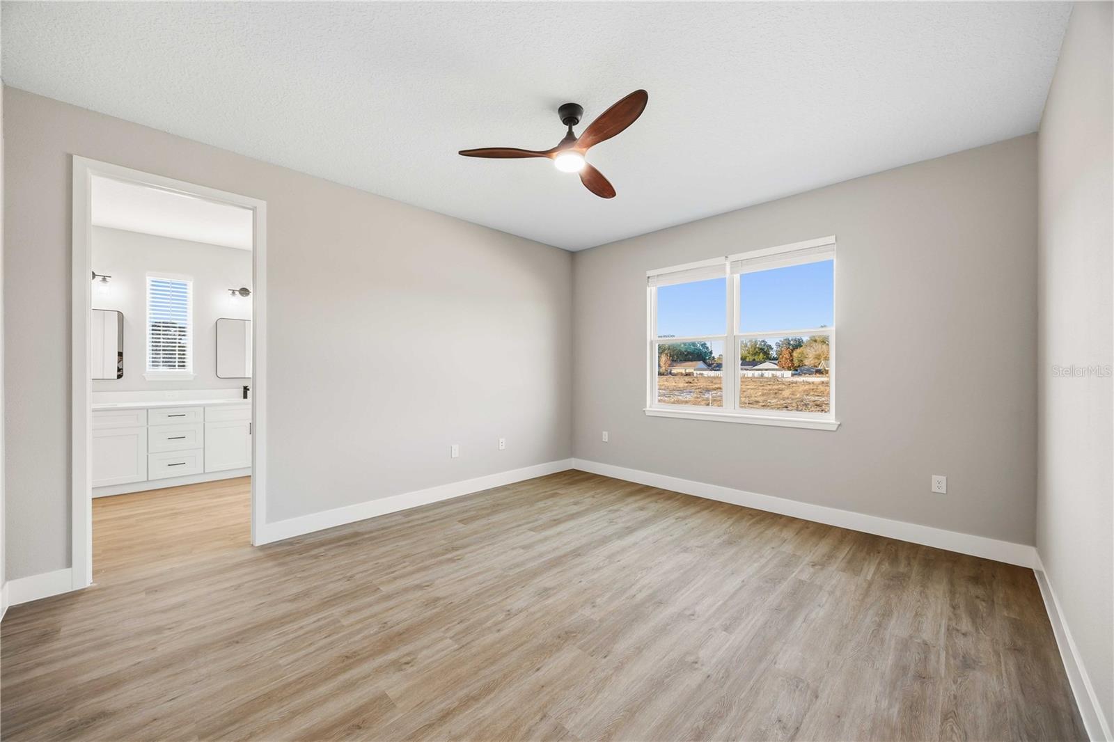 2145 River Hawk Loop Property Photo 17
