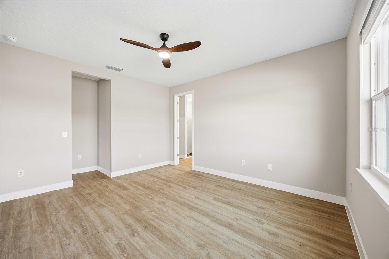 2145 River Hawk Loop Property Photo 18