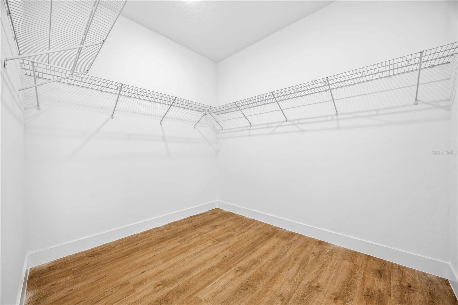 2145 River Hawk Loop Property Photo 20