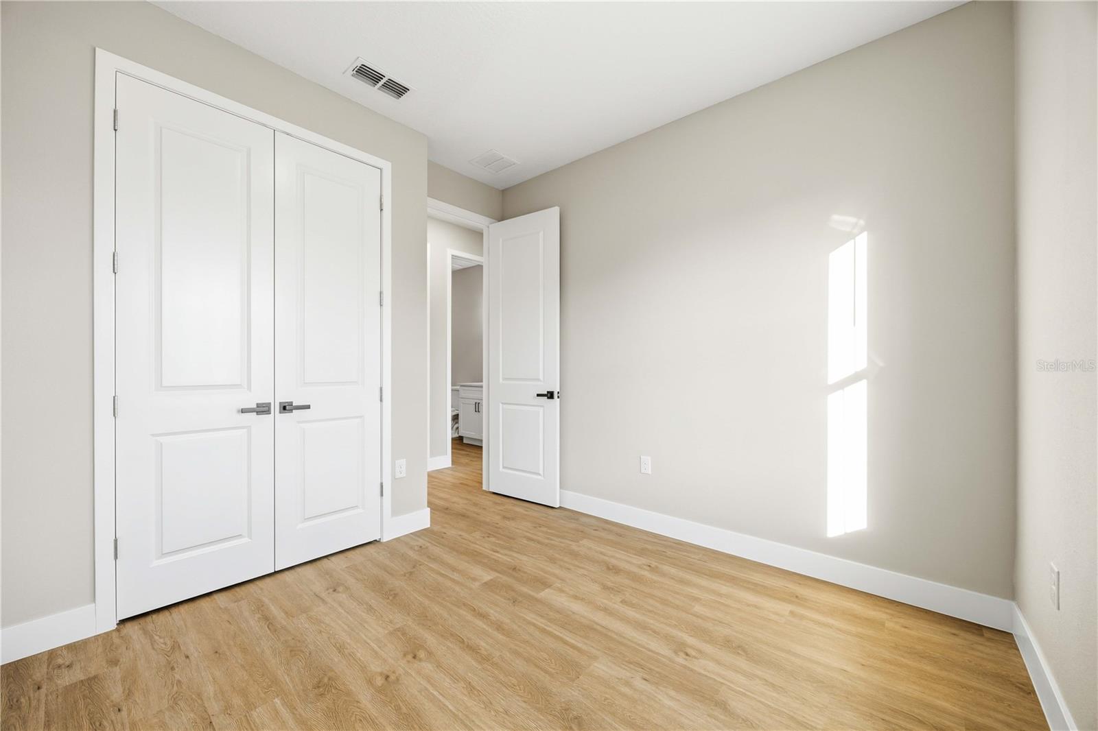 2145 River Hawk Loop Property Photo 23